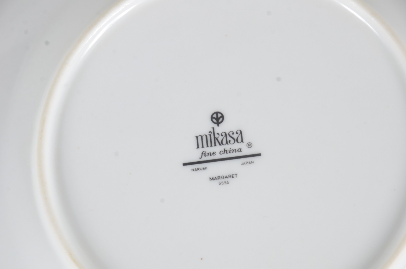 Parte de serviço de porcelana japonesa branca Mikasa, borda com... - foto 6 de 6