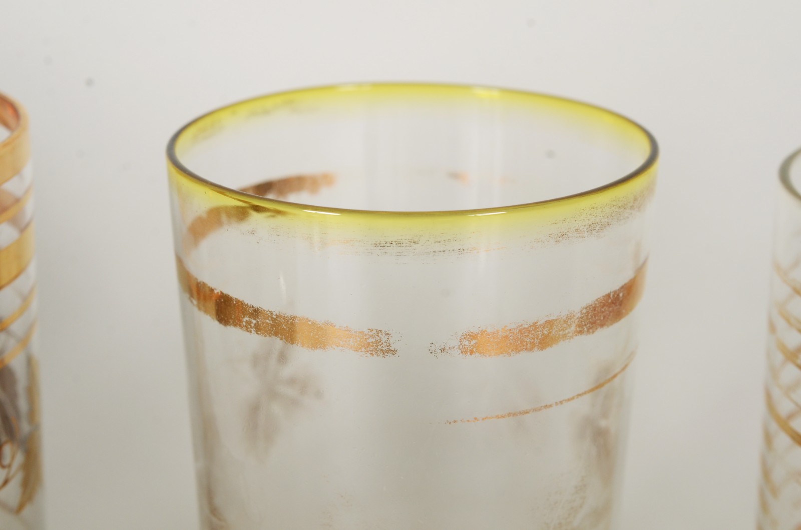 Diversas peças em demi cristal, sendo: 11 copos longos em modelos... - foto 5 de 10