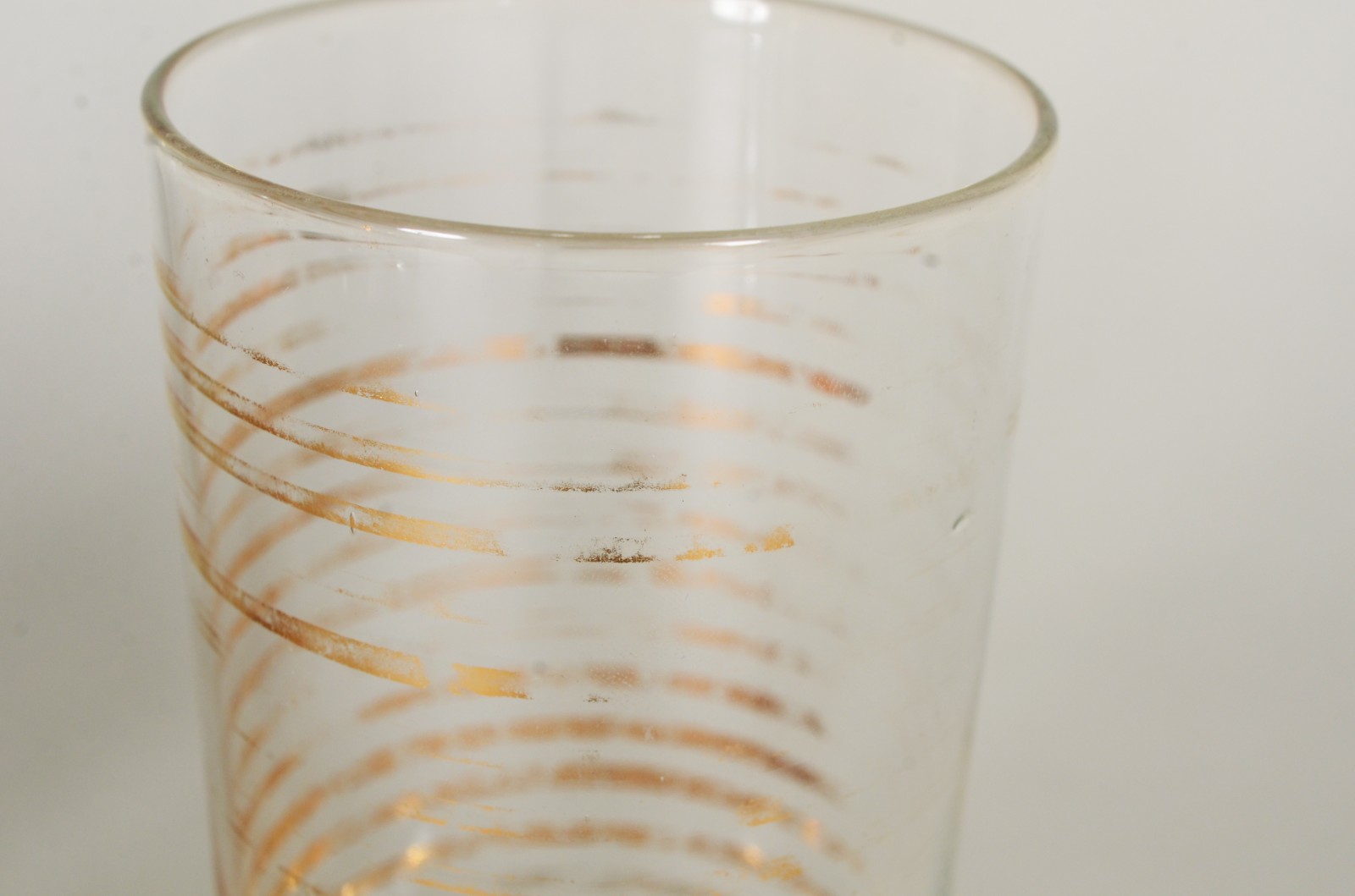 Diversas peças em demi cristal, sendo: 11 copos longos em modelos... - foto 6 de 10