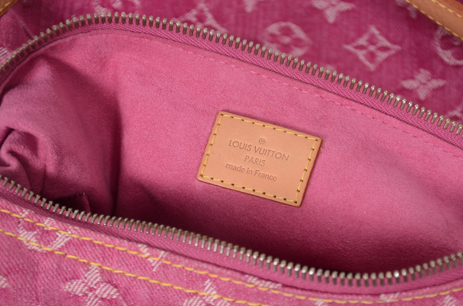 Louis Vuitton (1854), Monogram denim shoulder Baggy pink - foto 9 de 10