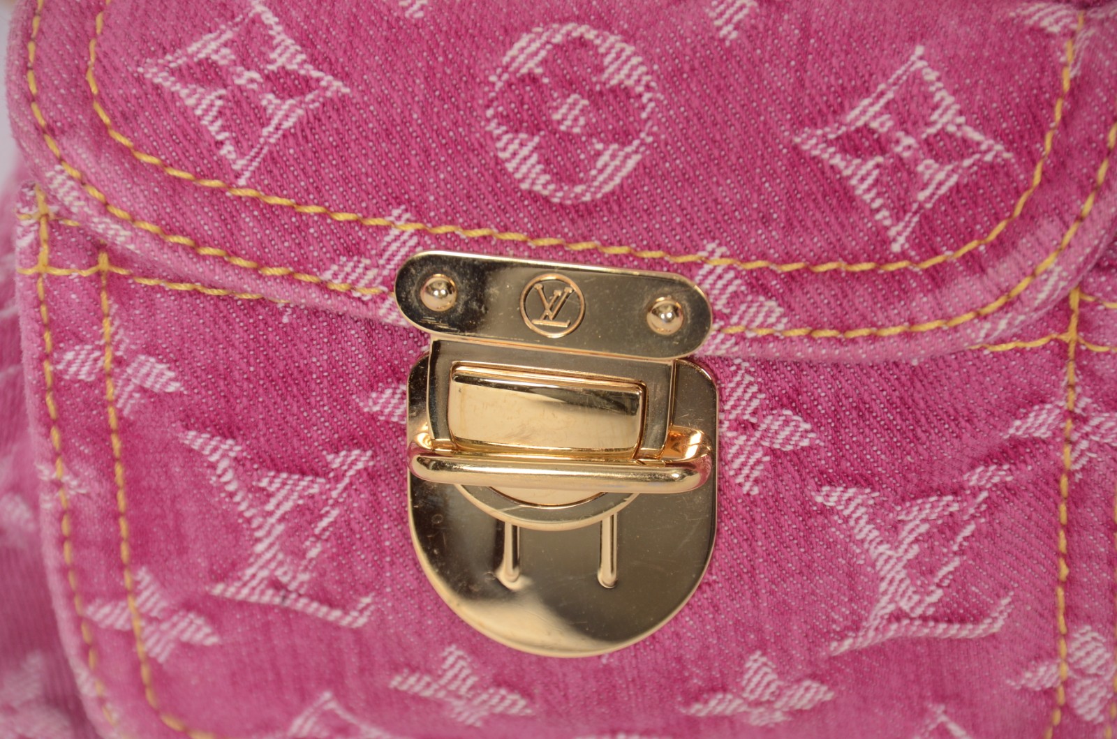 Louis Vuitton (1854), Monogram denim shoulder Baggy pink - foto 8 de 10