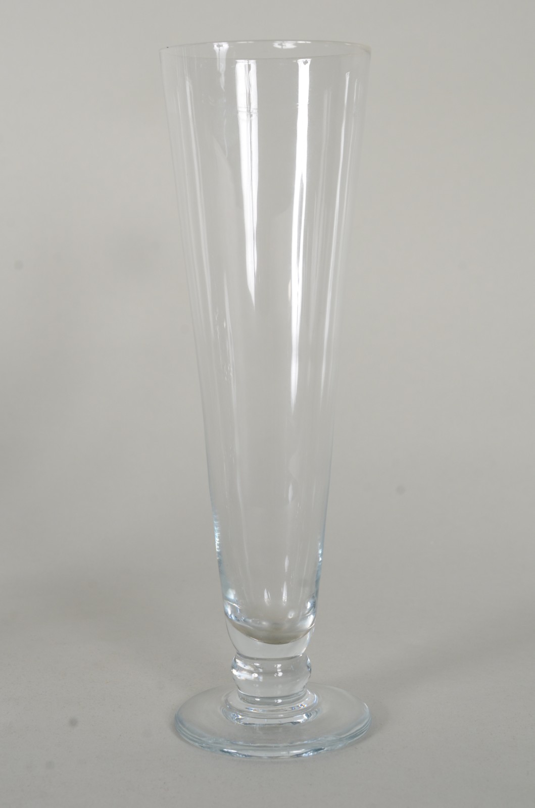 Doze tulipas demi cristal para cerveja. - foto 3 de 6