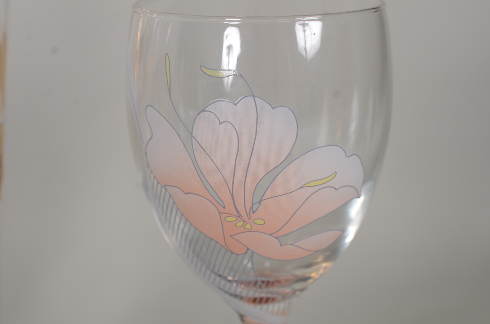 Diversas peças de vidro/cristal, sendo: conjunto de 6 tulipas para... - foto 3 de 11