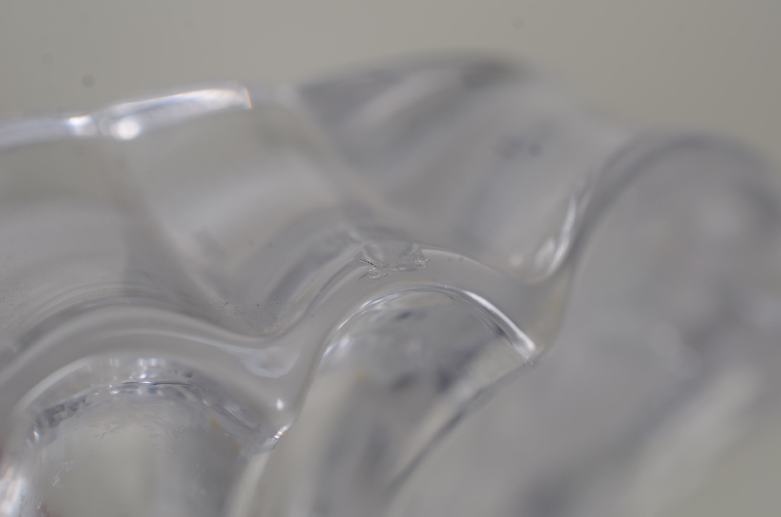 Diversas peças de vidro/cristal, sendo: conjunto de 6 tulipas para... - foto 9 de 11