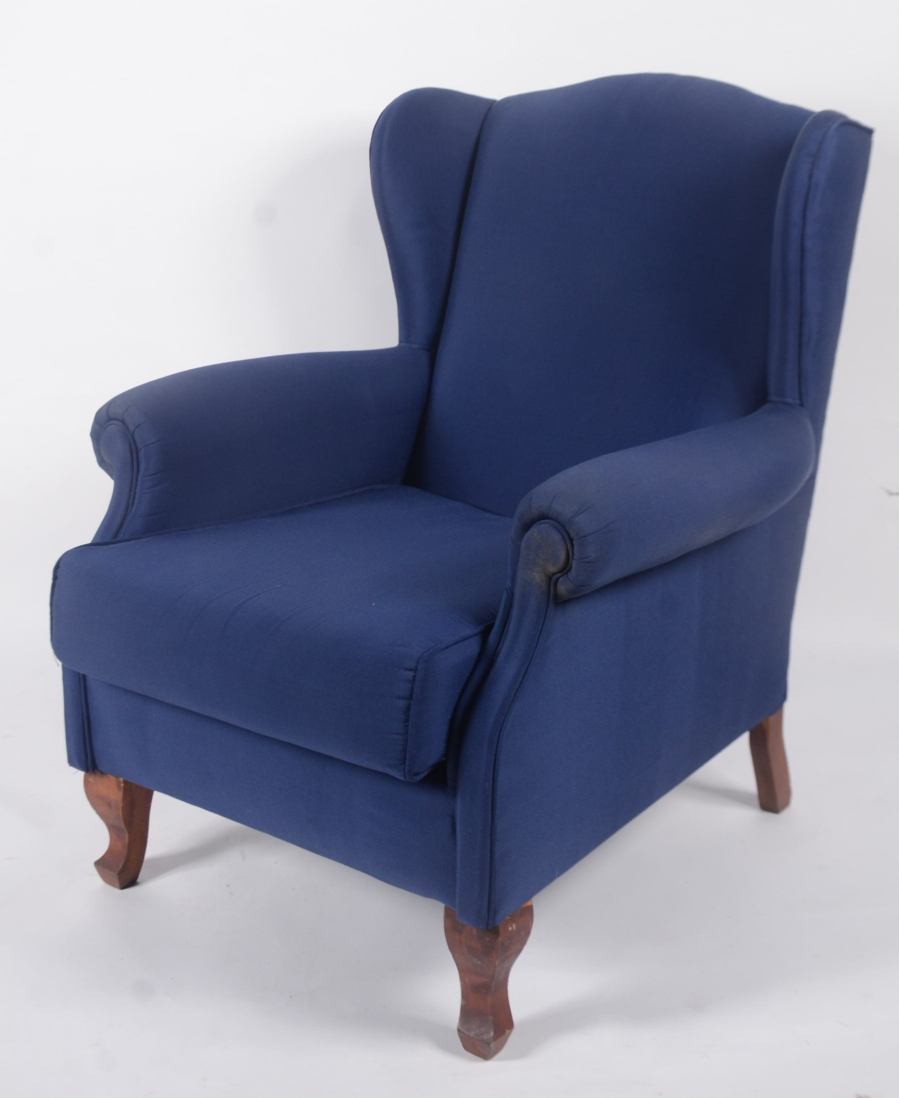 Bergere com estrutura de madeira nobre, estofada e forrada em tecido... - foto 1 de 4