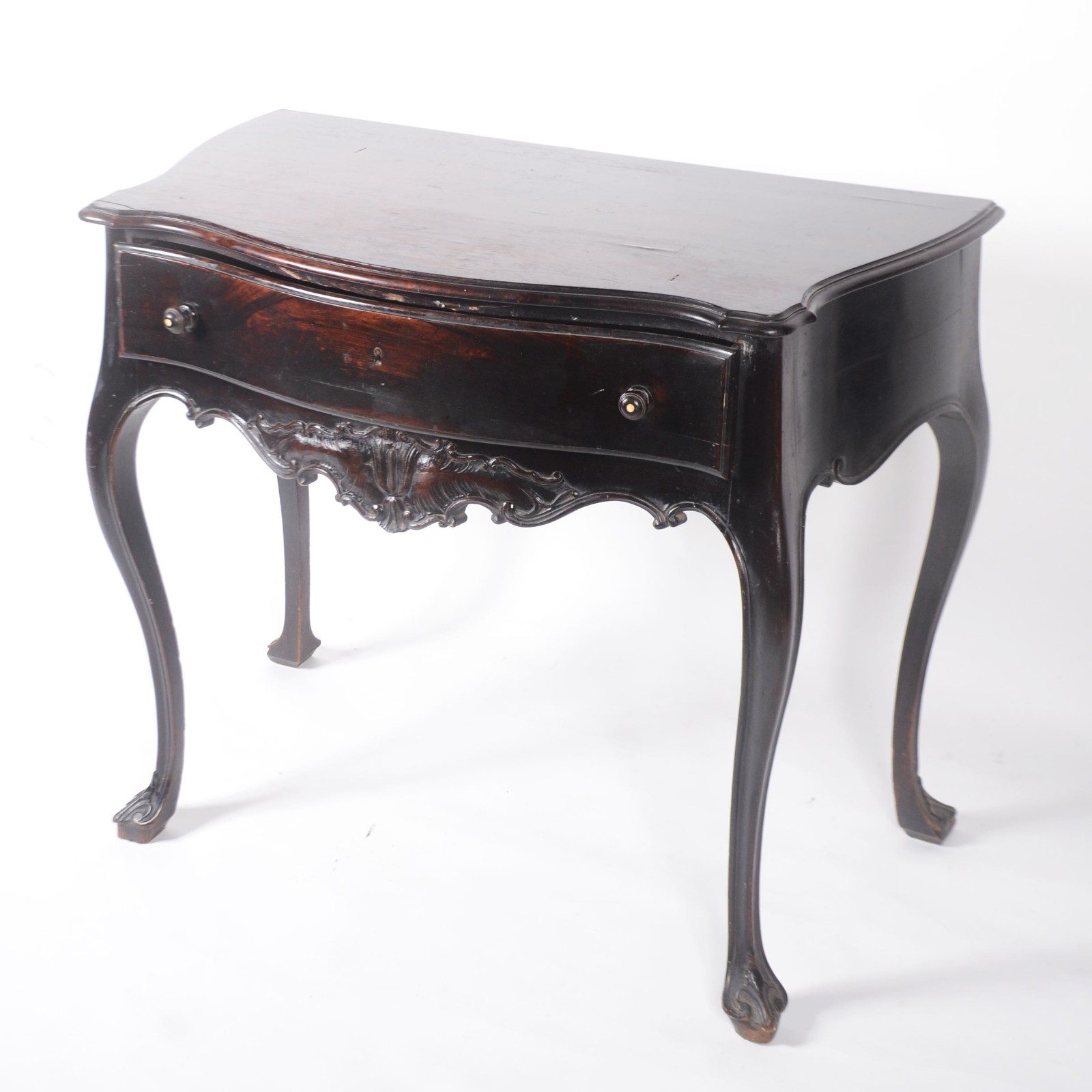 Mesa de encostar de madeira nobre, estilo Dom José, uma gaveta, saia... - foto 1 de 9
