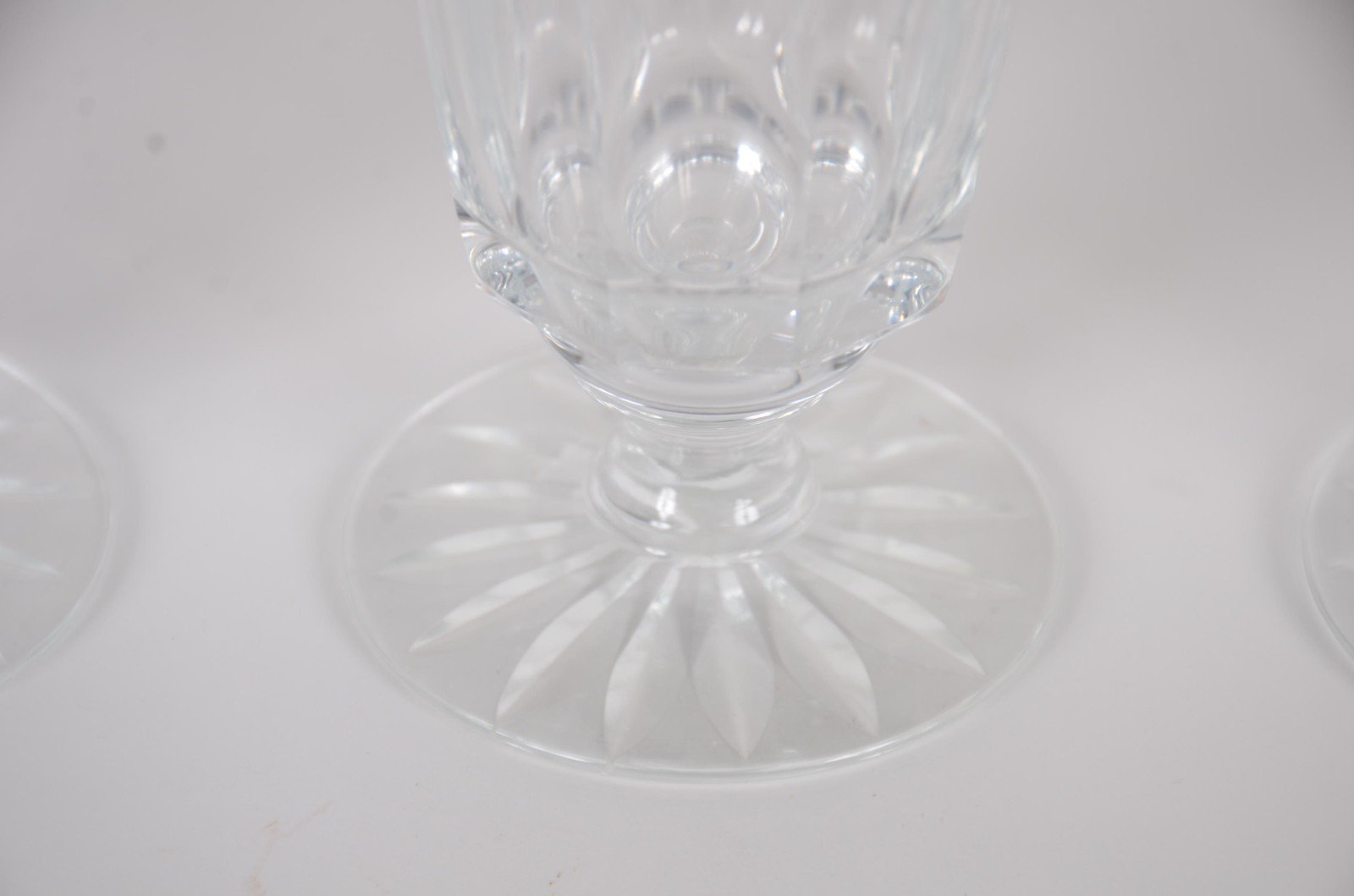 Conjunto com jarra para refresco e 5 copos de cristal com detalhes... - foto 6 de 7