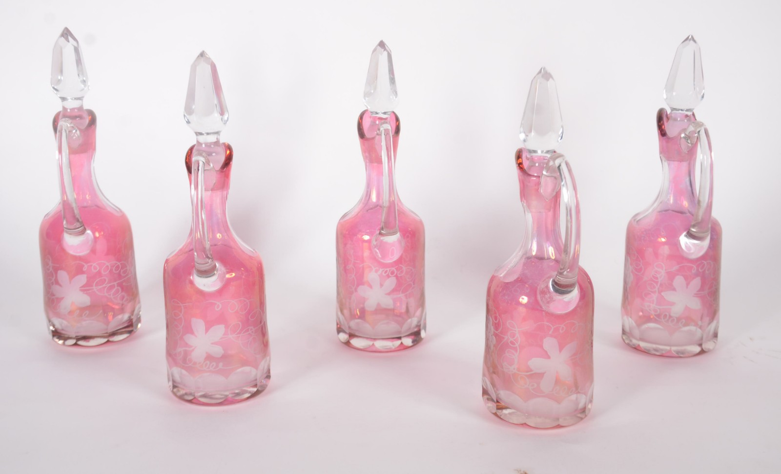 Cinco galhetas em demi cristal na cor doublé rosa, decorados com... - foto 3 de 8