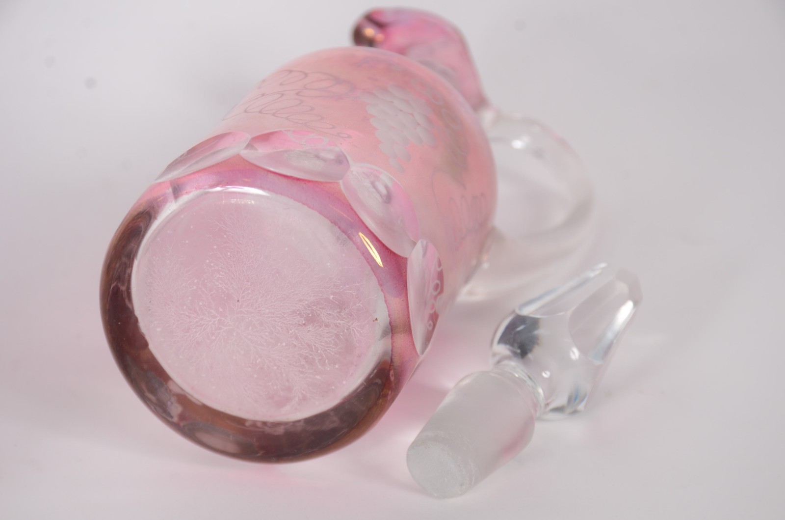 Cinco galhetas em demi cristal na cor doublé rosa, decorados com... - foto 8 de 8