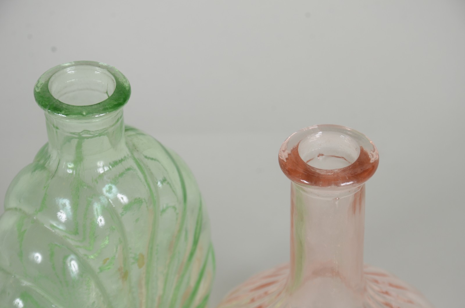 Diversas peças, sendo: 8 tulipas de cristal/vidro para cerveja... - foto 9 de 10