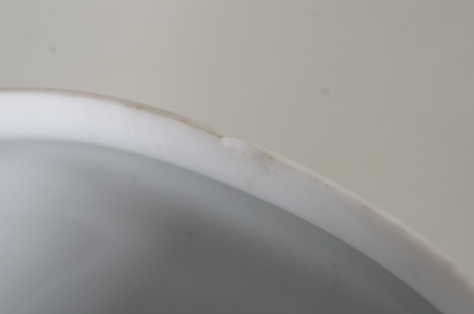 Mini sopeira com presentoir de porcelana portuguesa "Ilhavo", branca... - foto 7 de 8