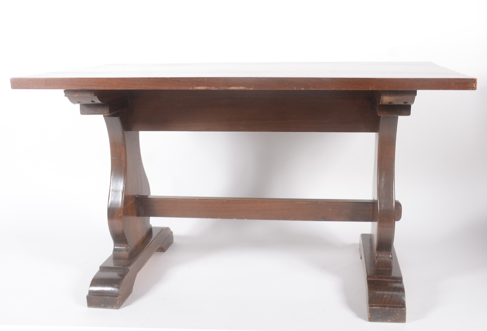 Mesa auxiliar de madeira, estilo colonial brasileira, uma gaveta e... - foto 3 de 8