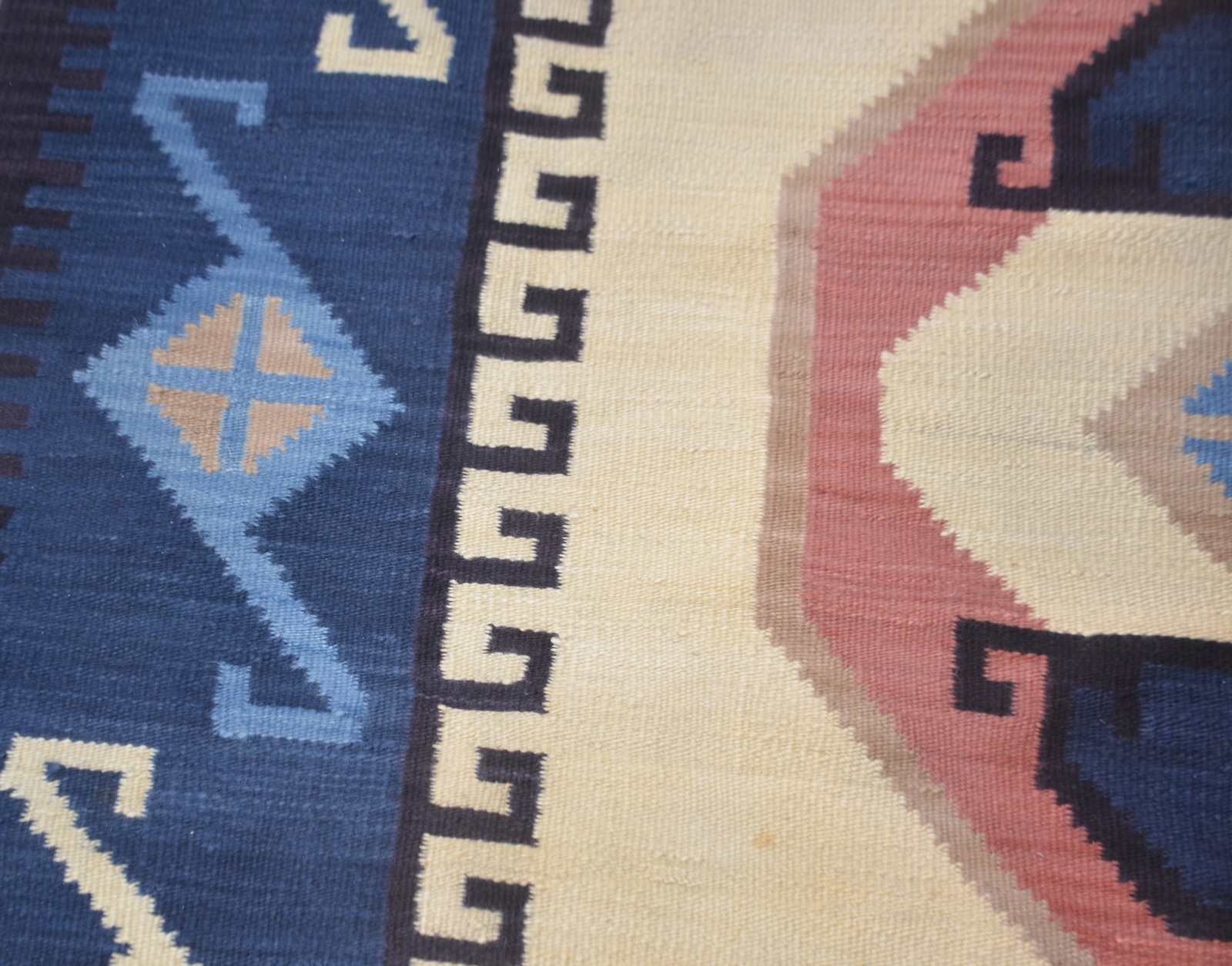 Tapete nacional desenho Kilim. - foto 6 de 11