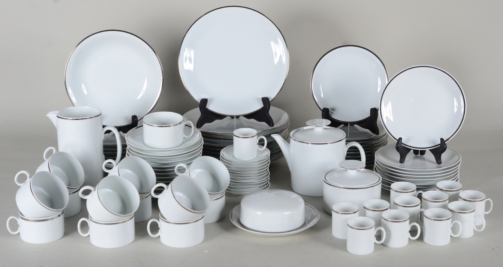 Porcelanas Renner (1937-1990) - foto 1 de 10