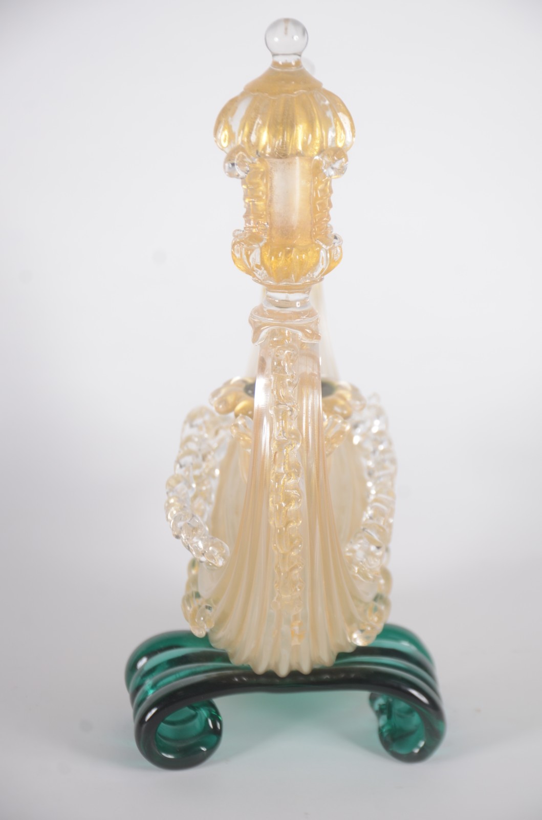 Escultura veneziana de murano representando gôndola com aplicações em... - foto 4 de 10