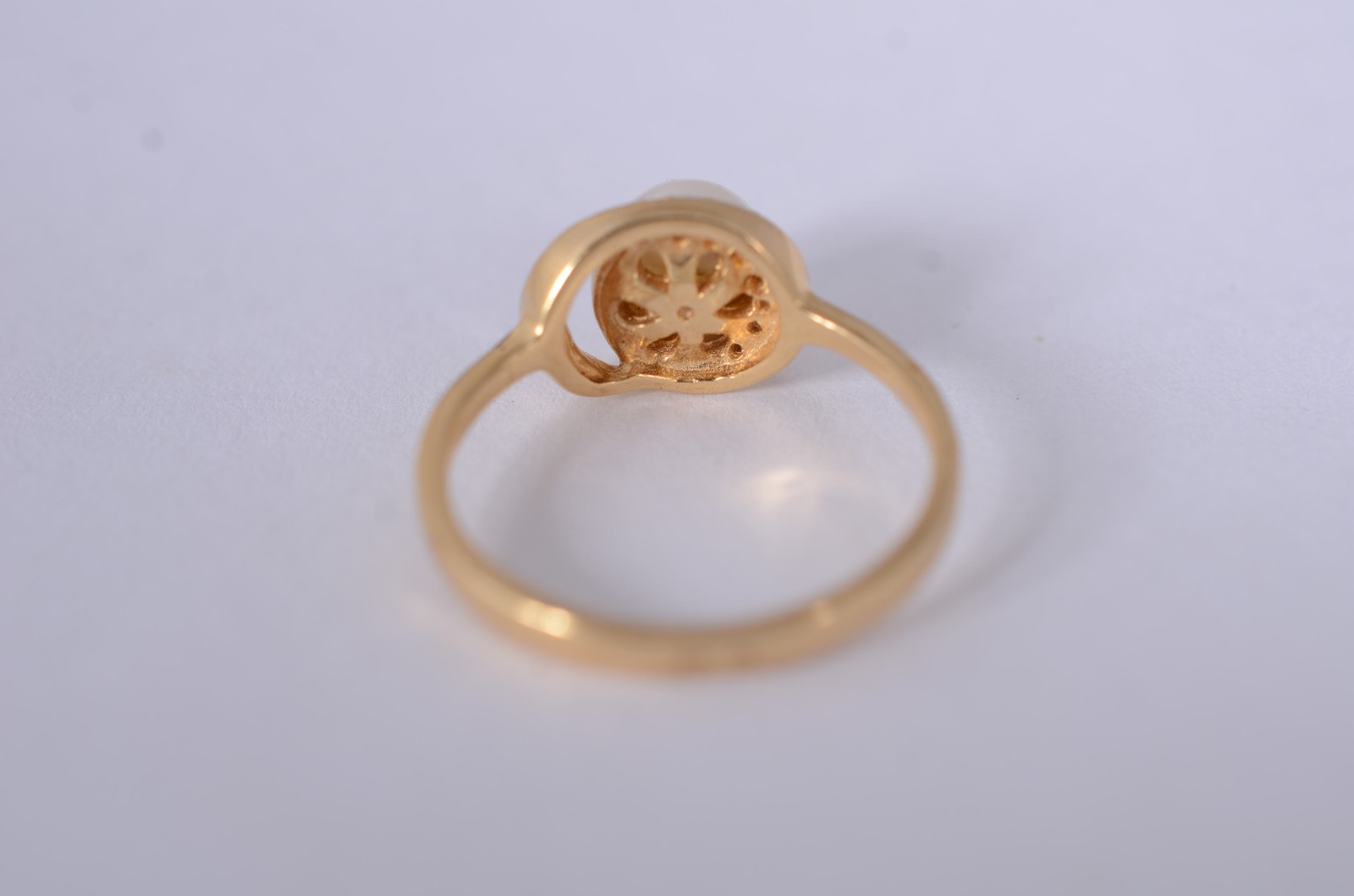 Anel de ouro amarelo 18 k., contraste 750mls com mini brilhantes e... - foto 3 de 7