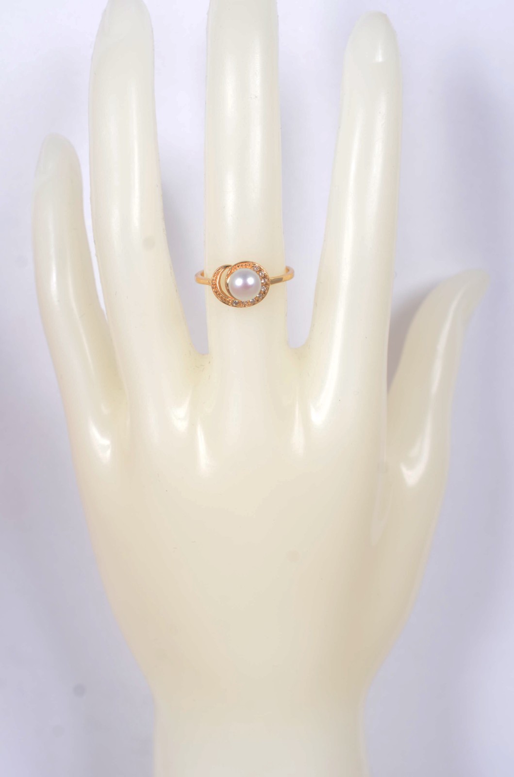 Anel de ouro amarelo 18 k., contraste 750mls com mini brilhantes e... - foto 6 de 7