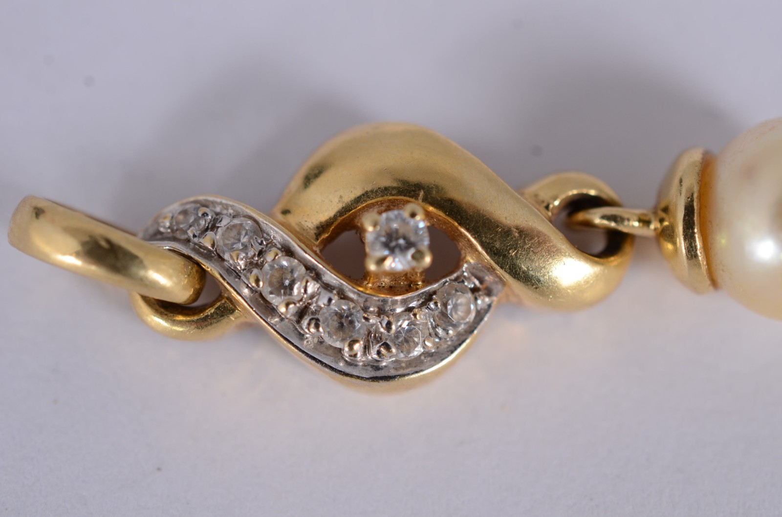 Pingente de ouro amarelo 18 k., contraste 750mls com brilhantes e... - foto 4 de 4