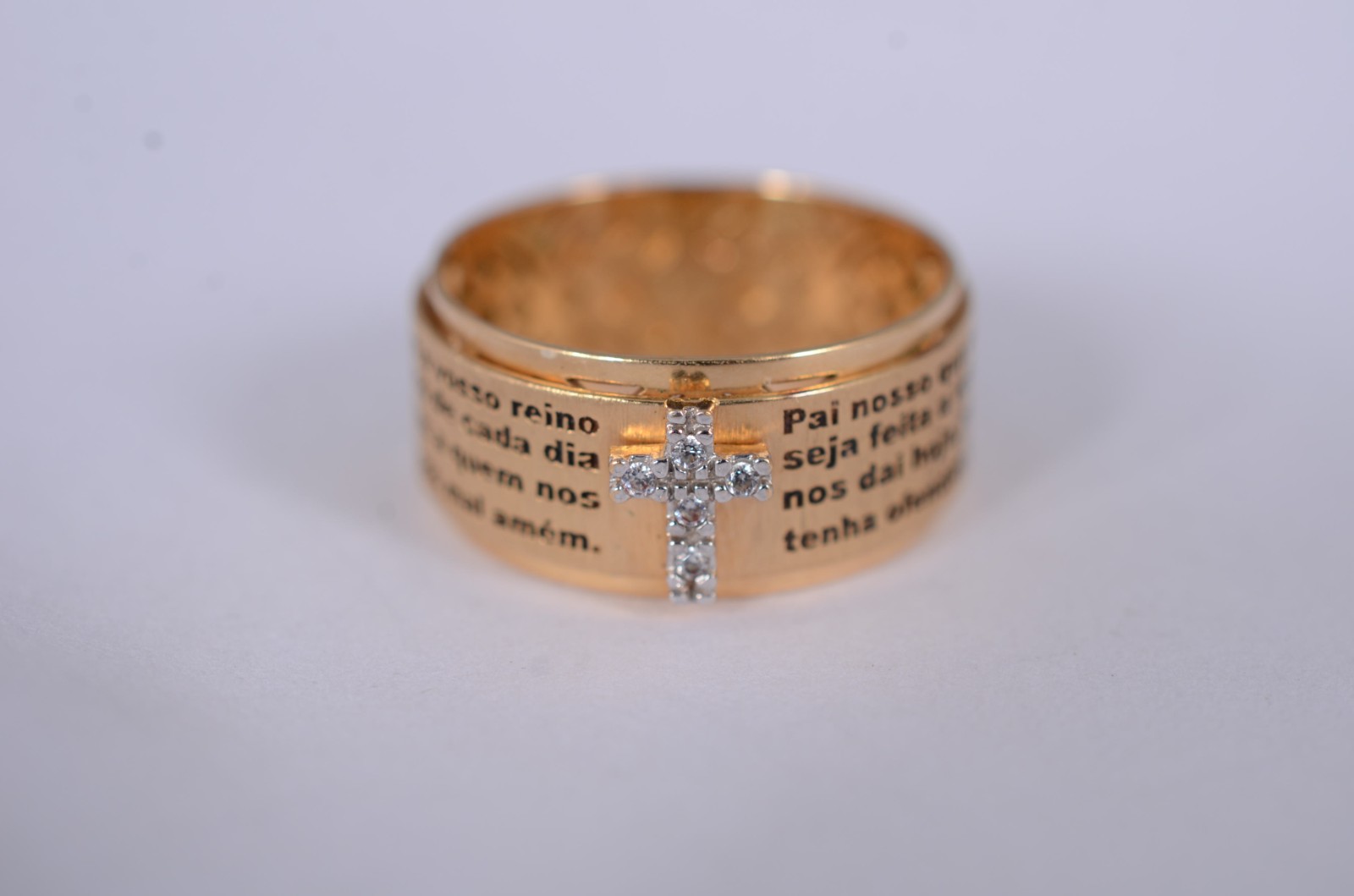 Anel de ouro amarelo 18 k., contraste 750mls com descrições ( Pai... - foto 1 de 5