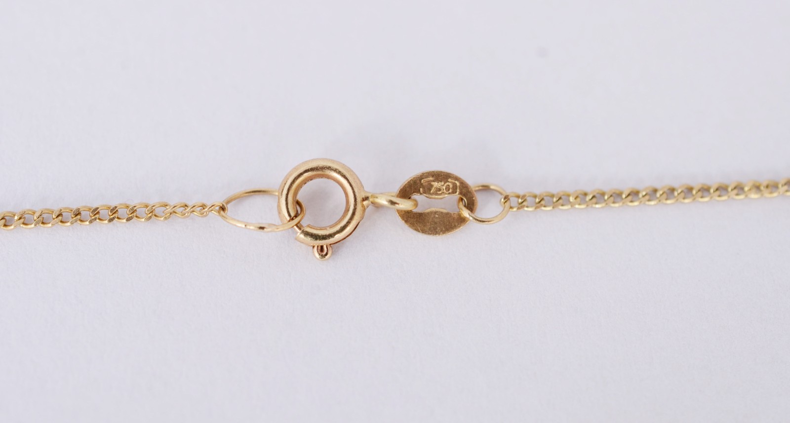 Colar de ouro 18 k,. com pendente feitio "olho mágico". (Por motivos... - foto 4 de 4