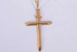 Colar de ouro 18 k., contraste 750 com pendente... - Colar de ouro 18 k., contraste 750 com pendente de Crucifixo. (Por motivos de segurança a peça não se encontra na loja)