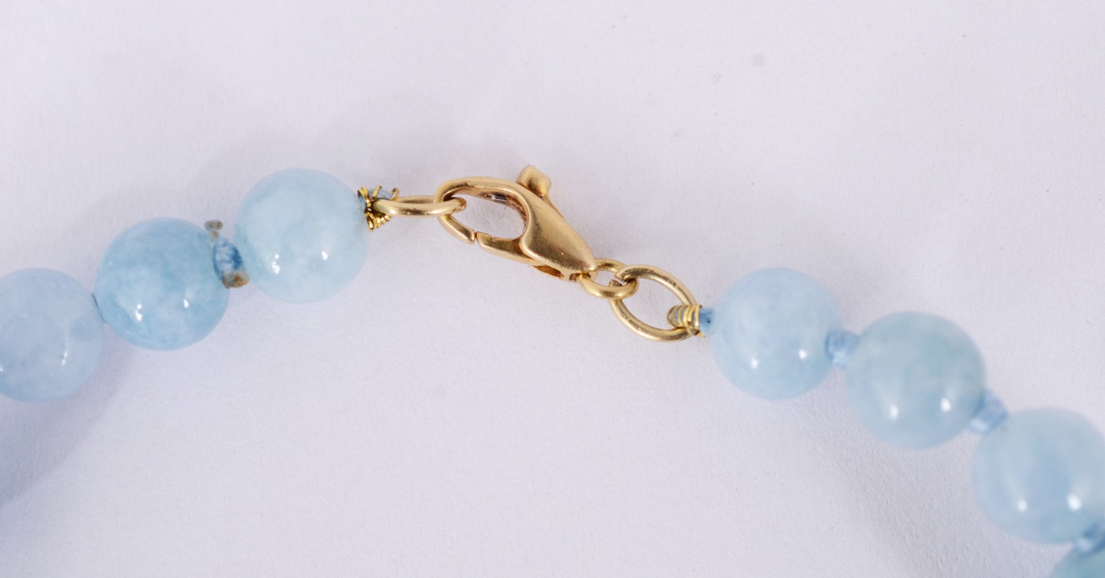 Pulseira com fecho de ouro 18 k., contraste 750 com bolas em água... - foto 3 de 4