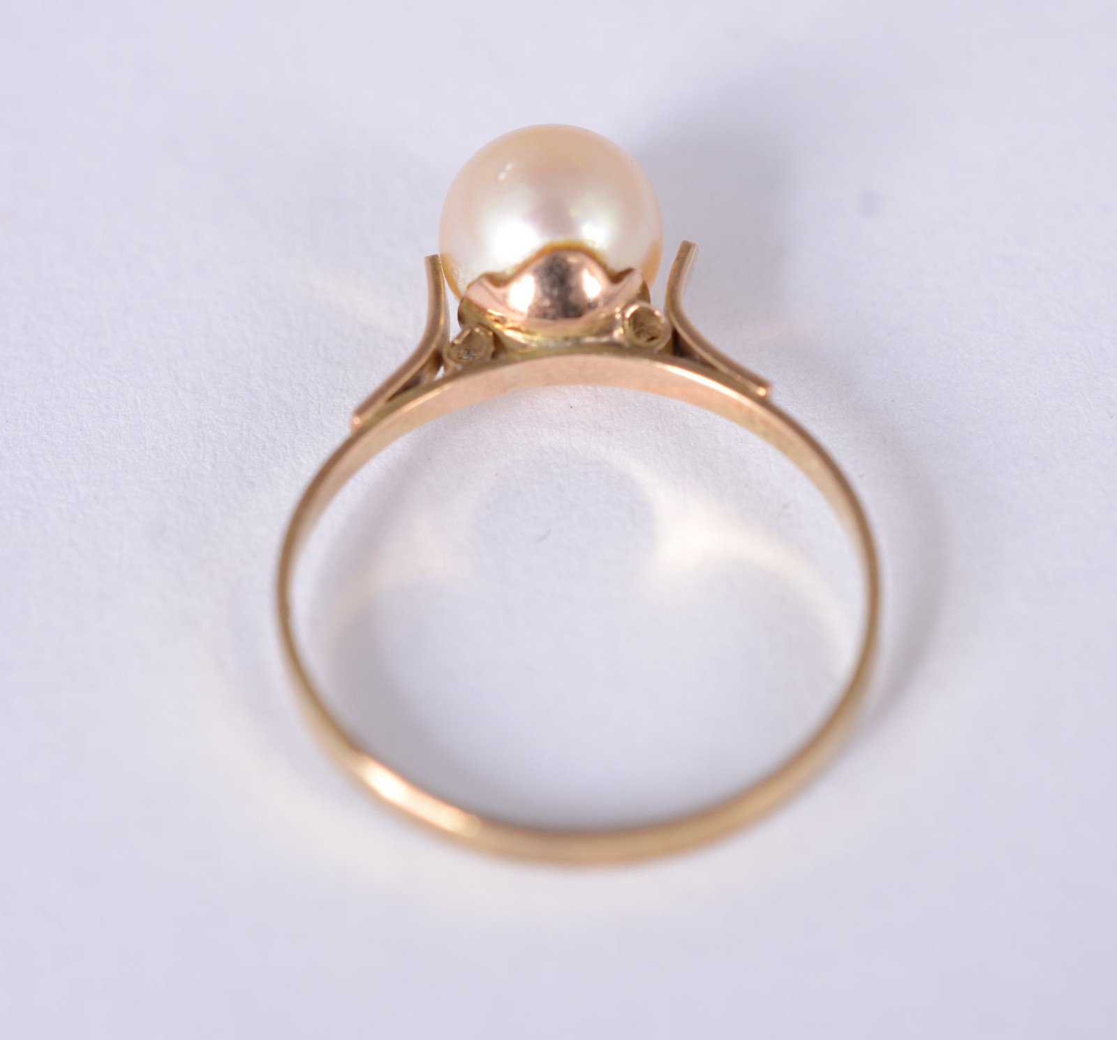 Anel de ouro 18 k. com uma perola, aro 17. (Por motivos de segurança... - foto 4 de 8