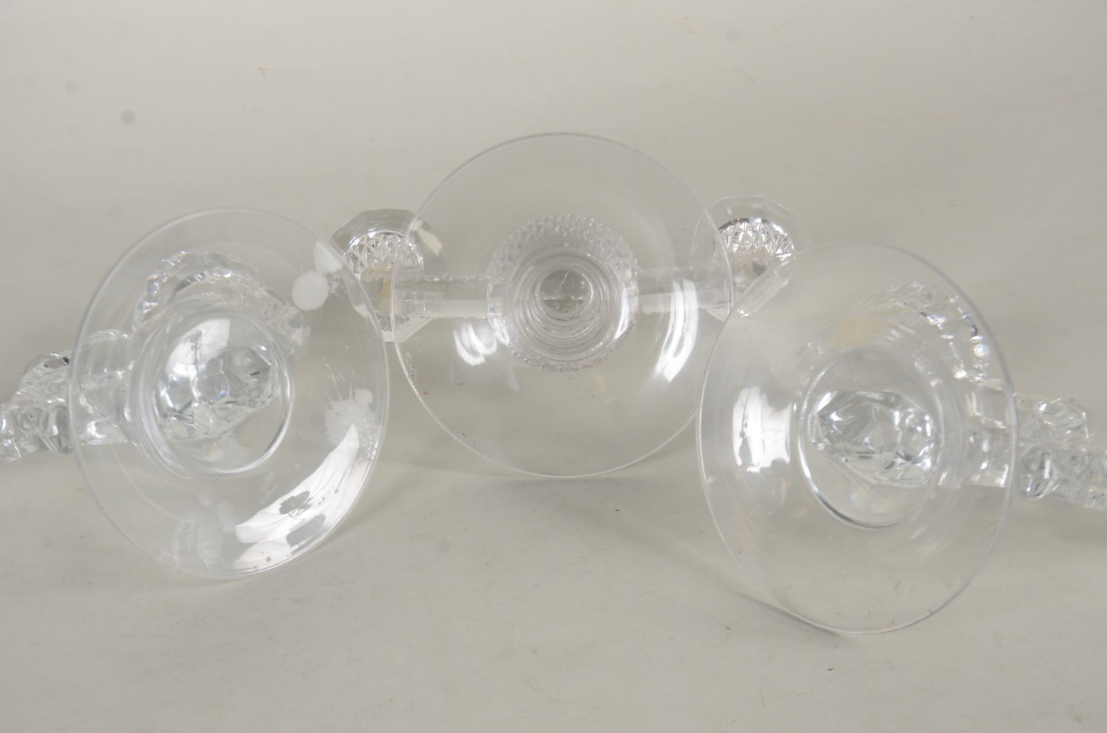 Três candelabros de cristal para 2 luzes cada. - foto 8 de 10