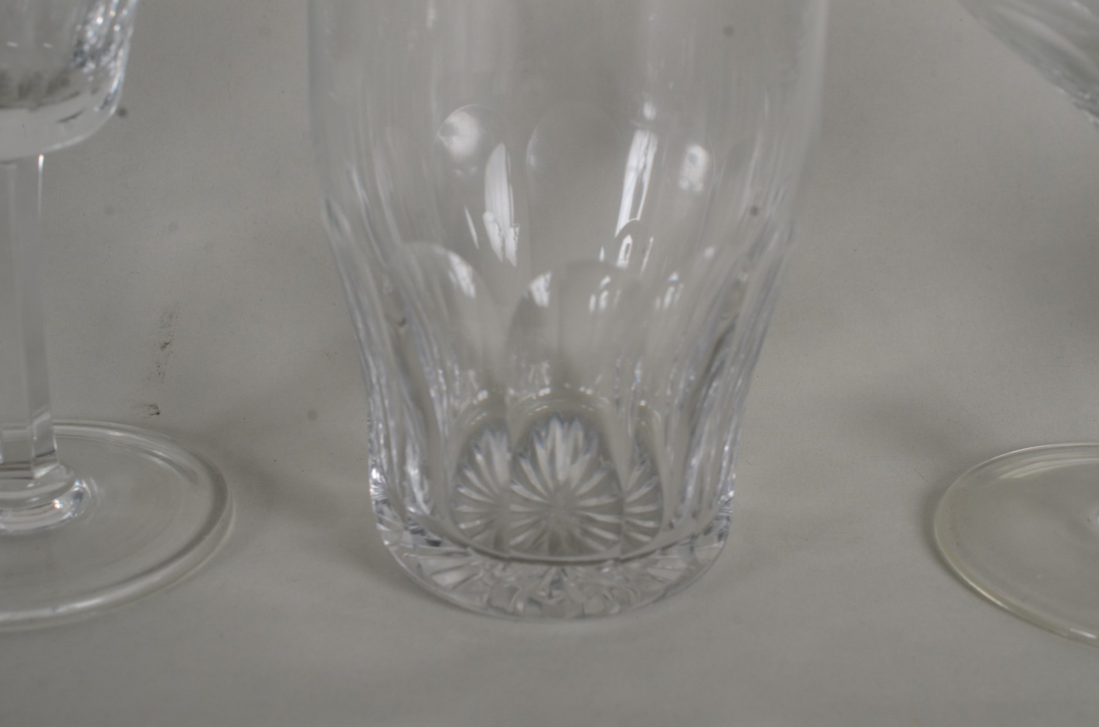 Serviço de cristal, composto de: 9 para vinho tinto, 9 para vinho... - foto 5 de 6