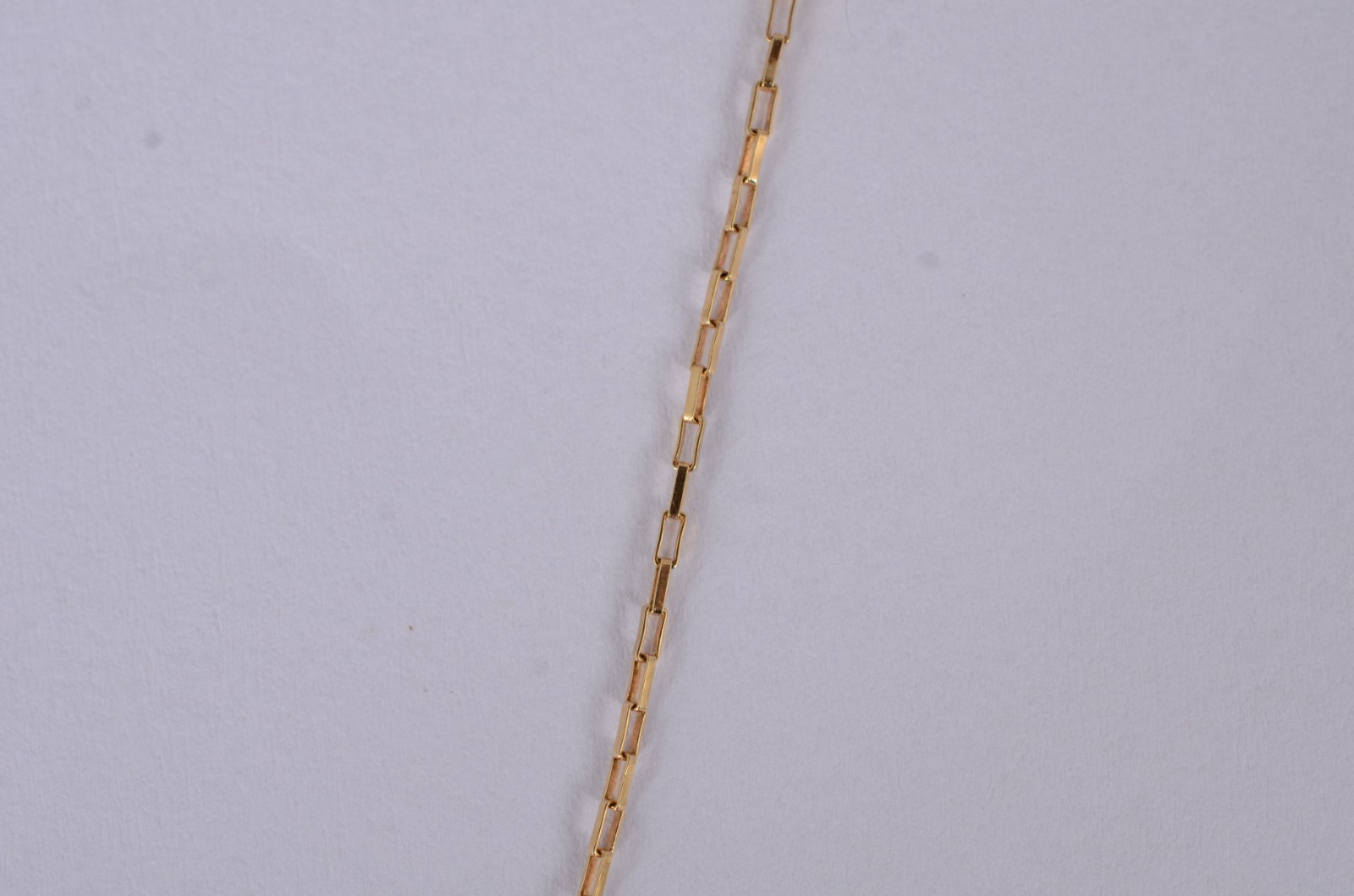 Colar com pendente de ouro 18 k., contraste 750 com élos e coração... - foto 6 de 8