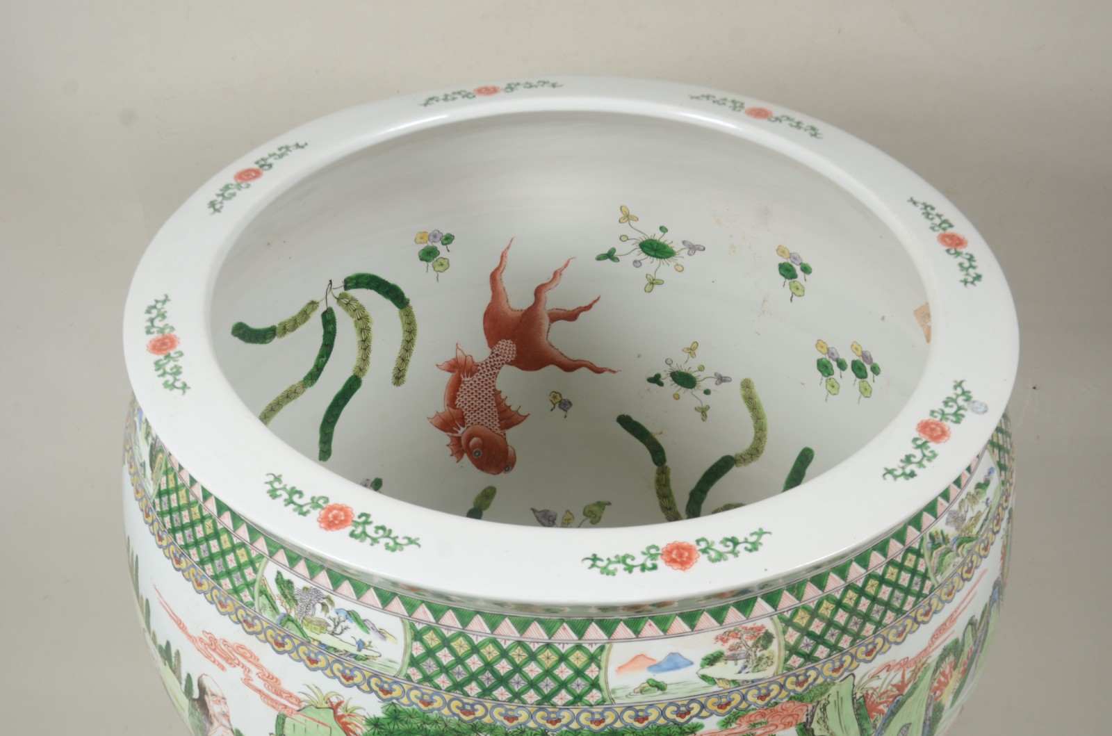 Grande cachepot/aquário de porcelana chinesa policromada. - foto 5 de 9