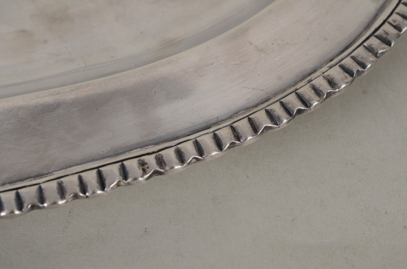 Travessa de prata Sterling, contraste 925 feitio oval. Peso da prata... - foto 4 de 8