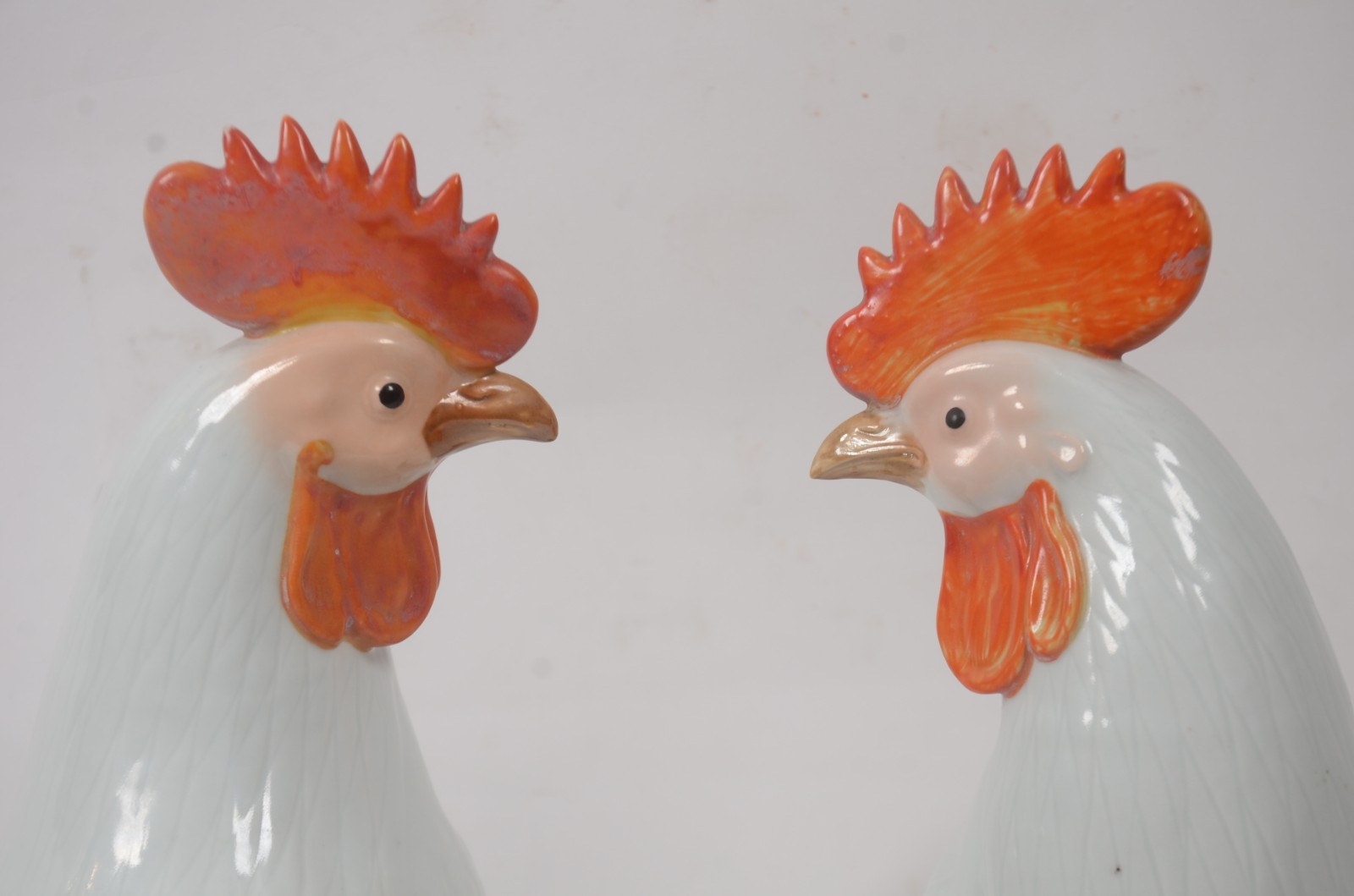 Par de galos de porcelana chinesa. - foto 3 de 6