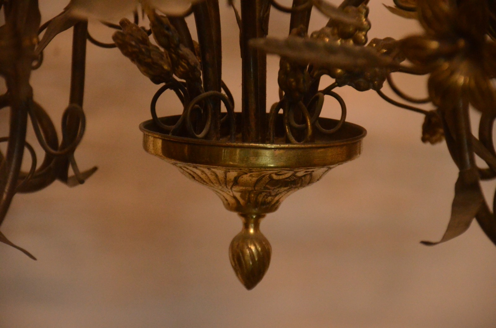 Lustre de metal. Oxidado. - foto 8 de 11