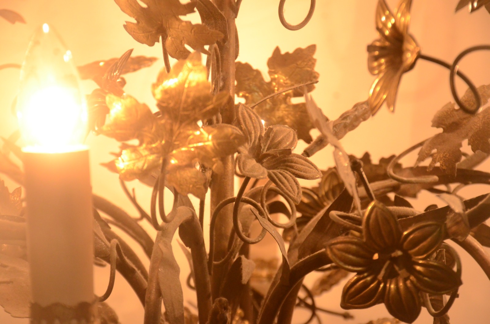 Lustre de metal. Oxidado. - foto 9 de 11