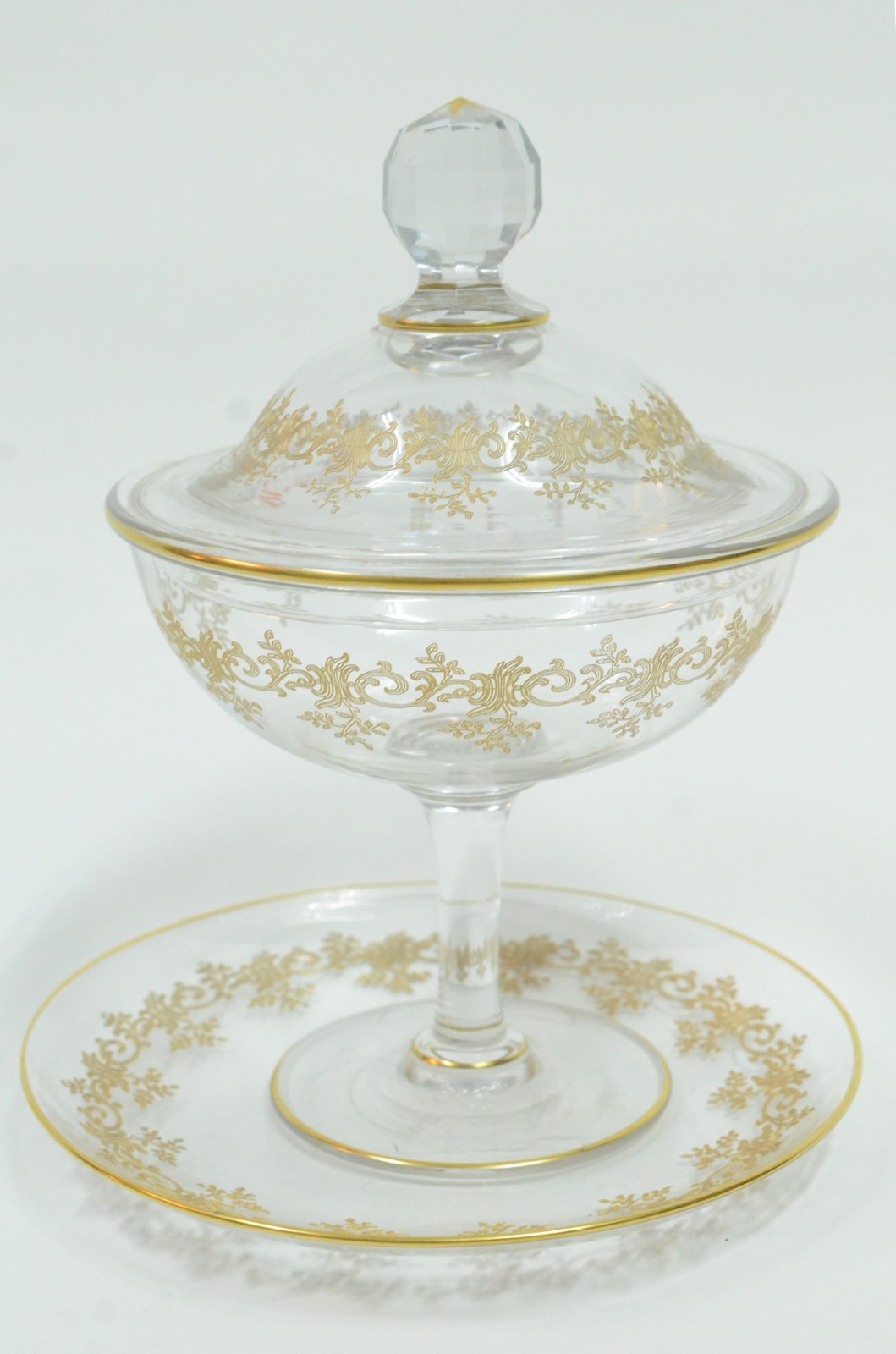 Compoteira de cristal com presentoir, decorada com guirlandas... - foto 1 de 9