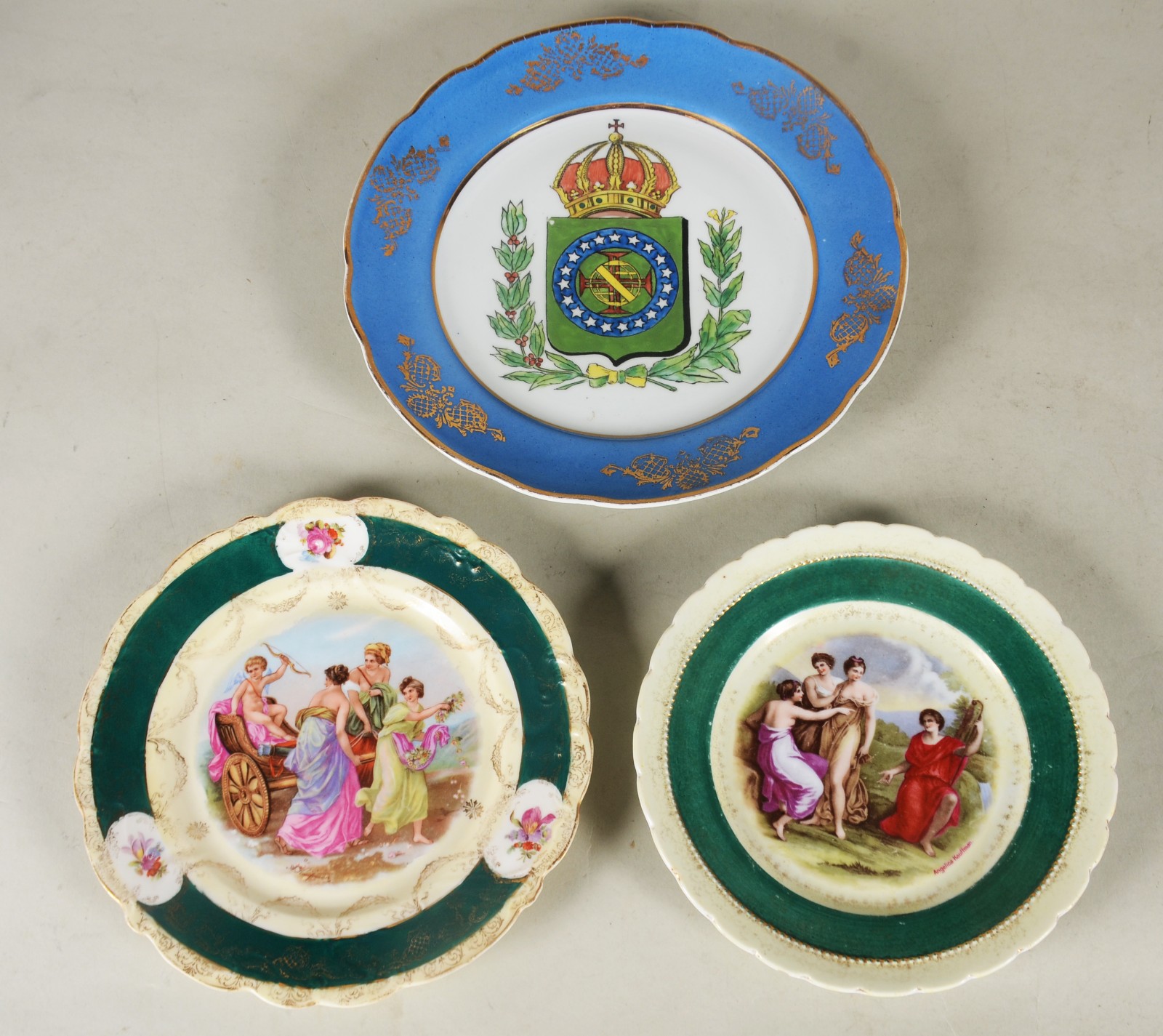 Diversas peças de porcelana, sendo: par de vasos de porcelana Real... - foto 2 de 11