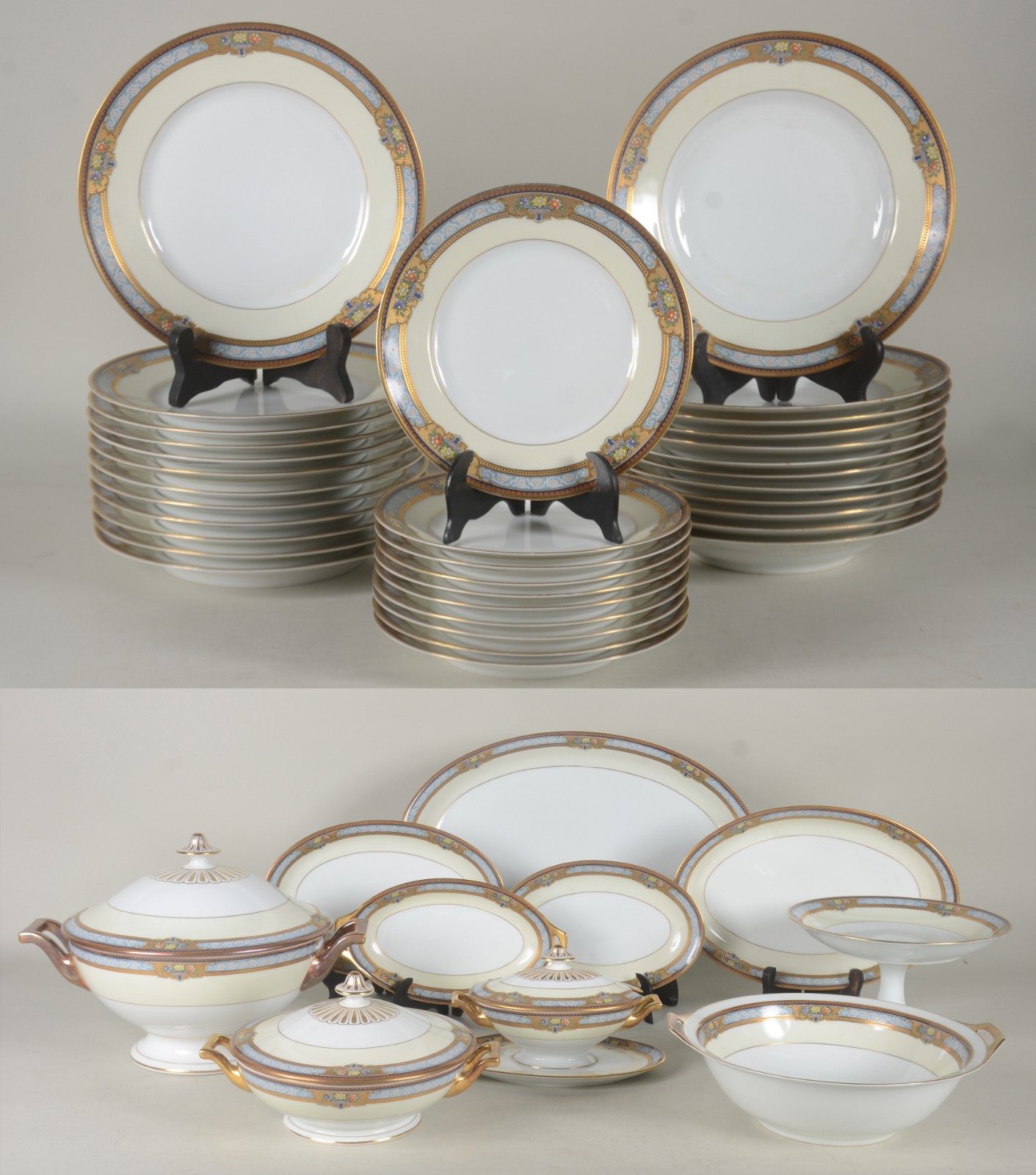 Aparelho de jantar de porcelana alemã da Bavaria, borda decorada com... - foto 1 de 11
