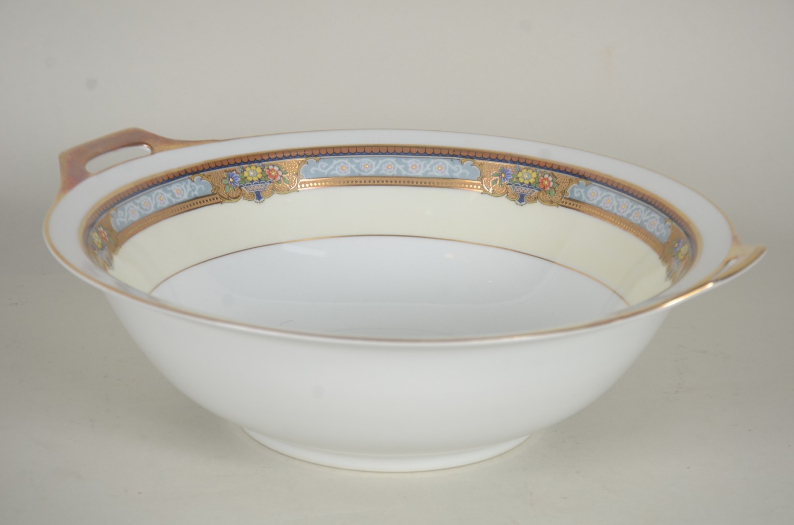 Aparelho de jantar de porcelana alemã da Bavaria, borda decorada com... - foto 8 de 11