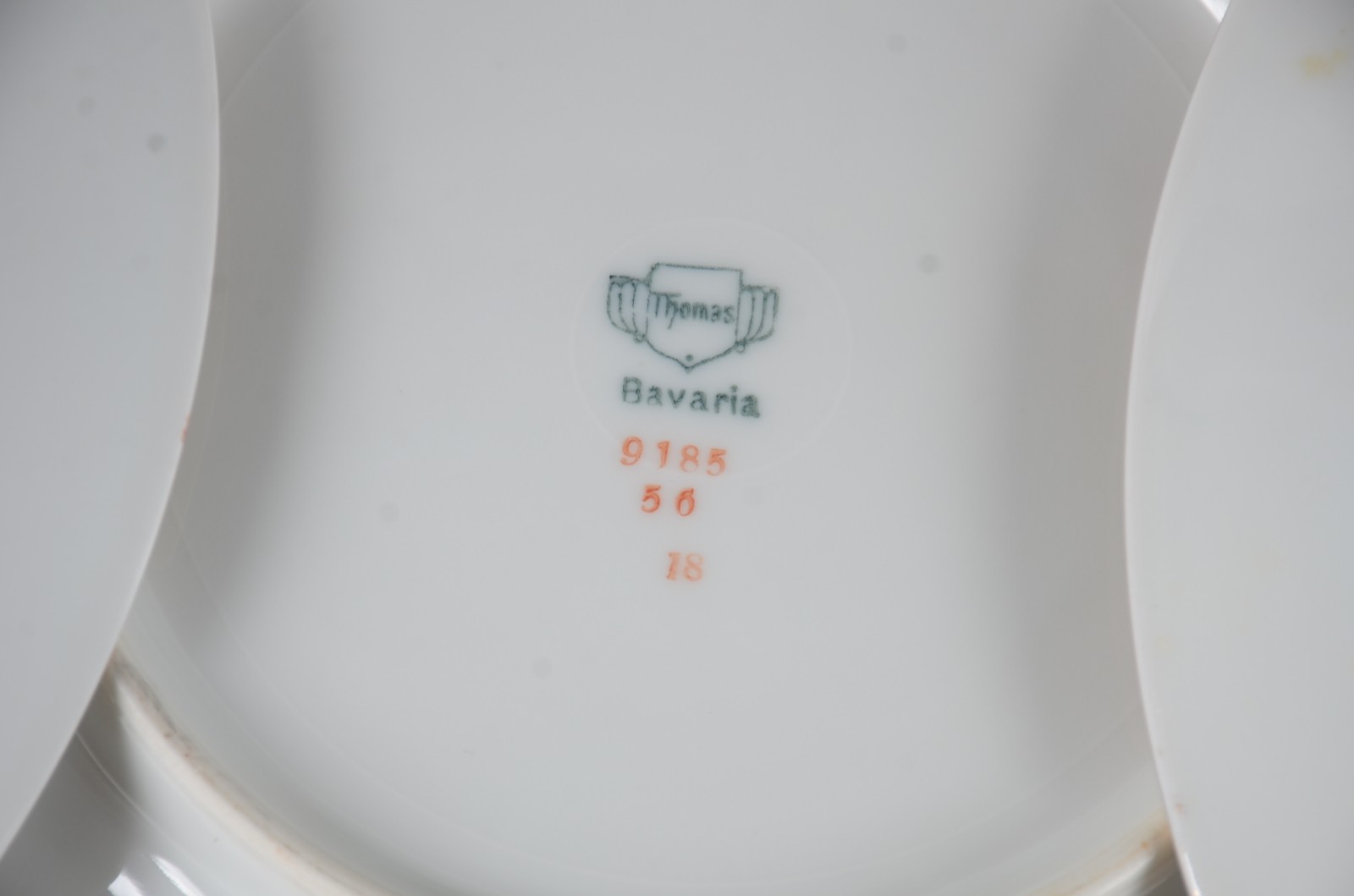 Aparelho de jantar de porcelana alemã da Bavaria, borda decorada com... - foto 11 de 11