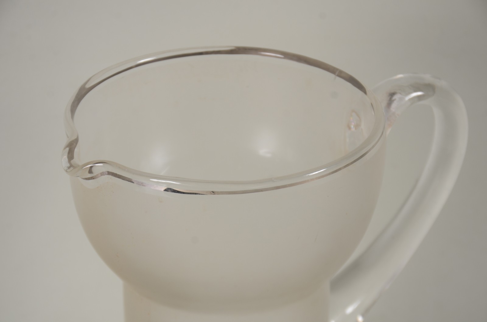 Conjunto Art Deco para refresco, composto de jarra e 4 copos de vidro... - foto 4 de 9