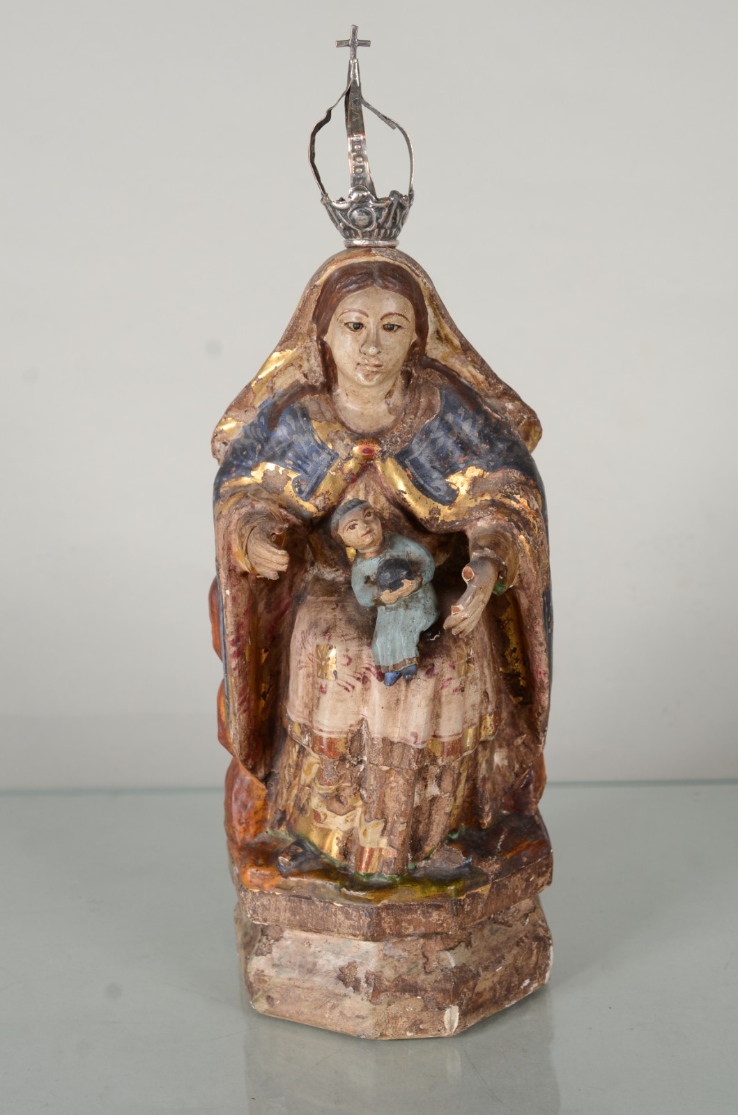 Santana Mestra - Antiga imagem de madeira policromada e dourada com... - foto 1 de 10