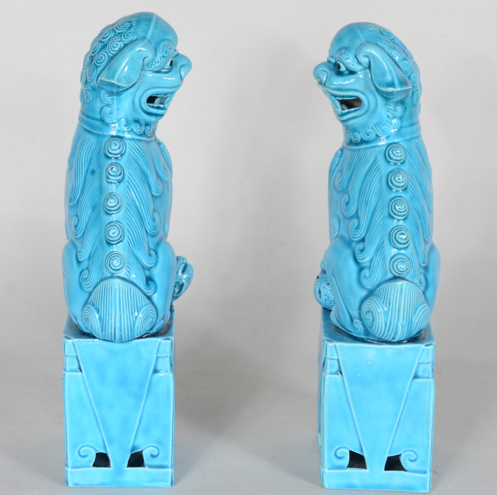 Par de cães de fó de porcelana oriental azul turquesa. - foto 4 de 8