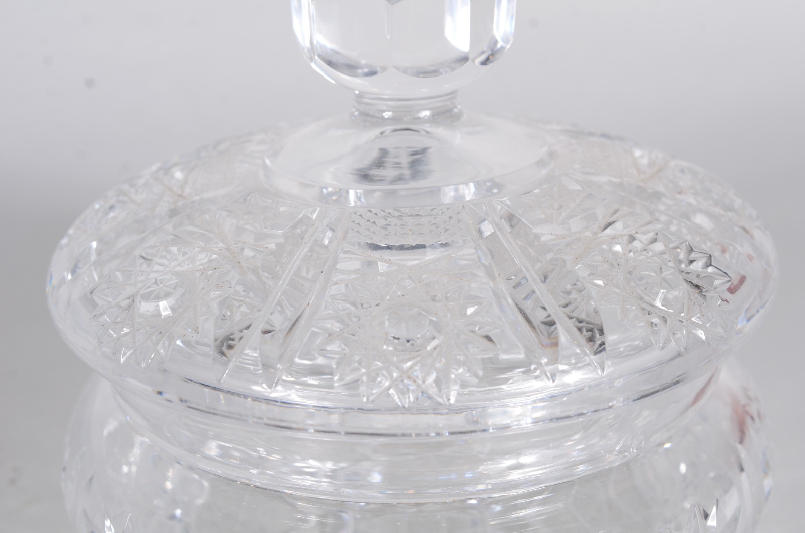 Duas bombonieres de cristal tcheco lapidado. - foto 3 de 10