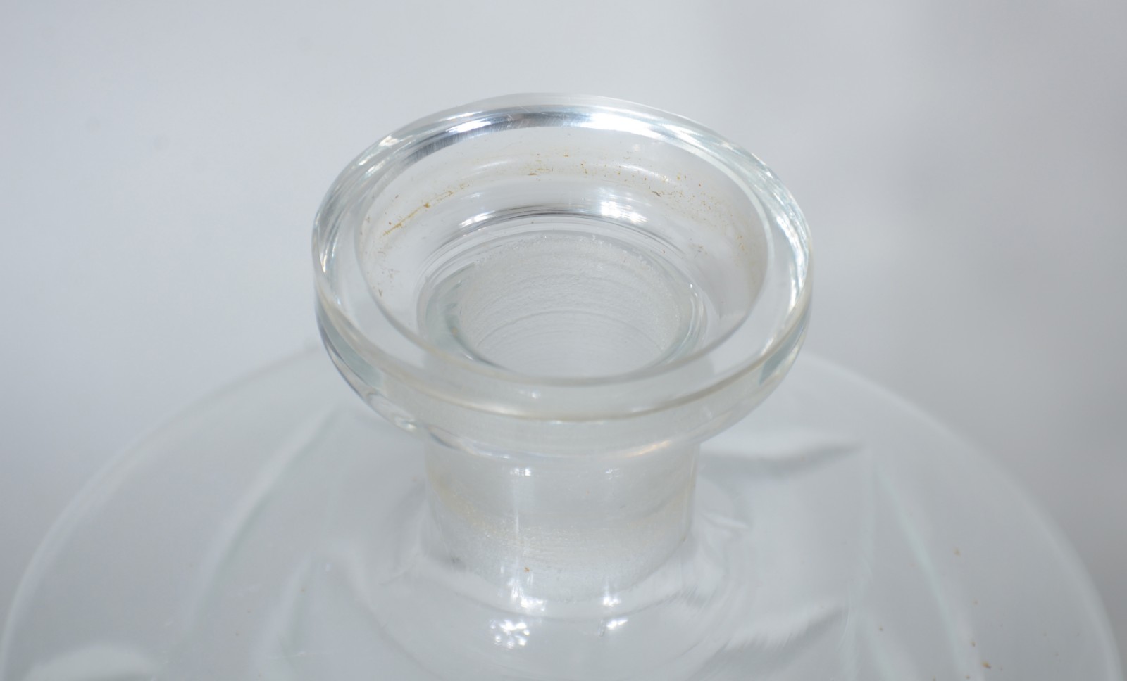 Serviço de cristal, composto de: 12 para água, 11 para vinho, 10 para... - foto 7 de 9
