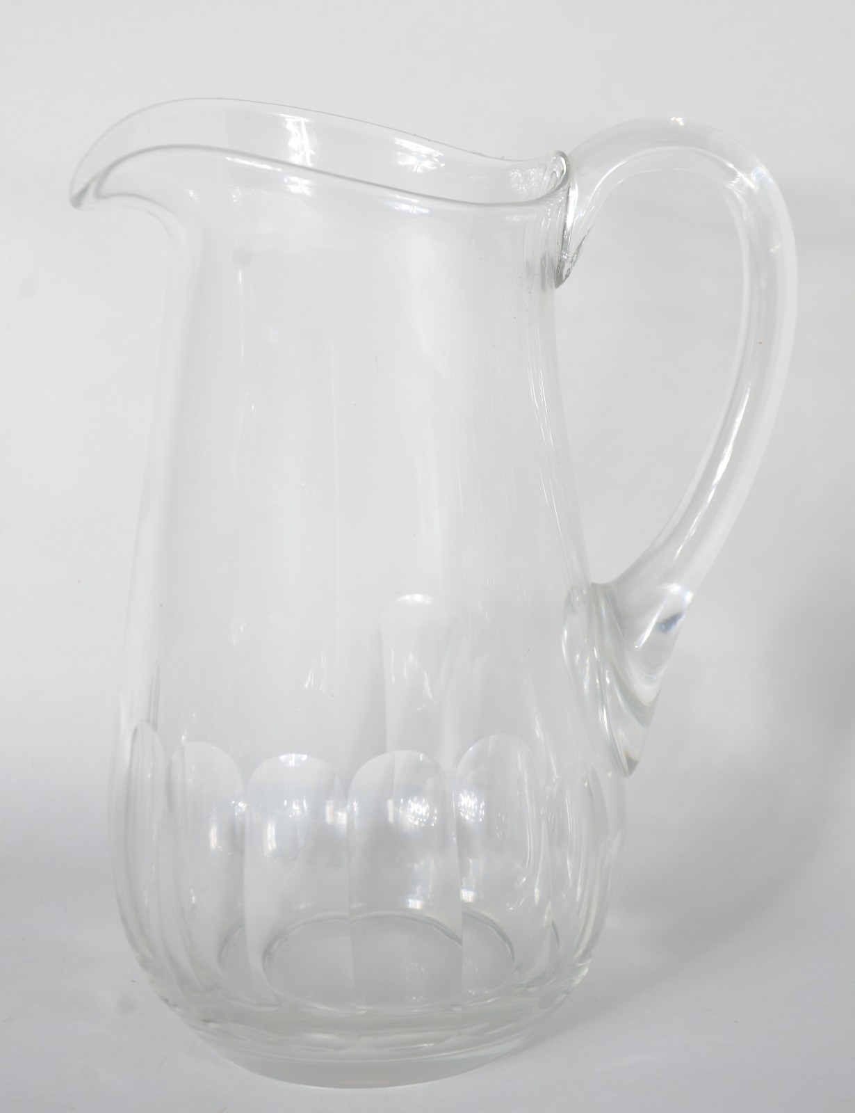 Serviço de cristal facetado, composto de: 10 copos longos, 12 para... - foto 4 de 10