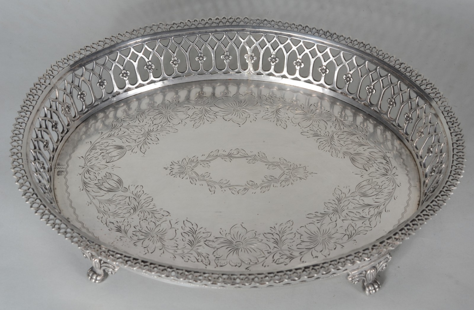 Fruteira de prata portuguesa contraste P Coroa, feitio oval, galeria... - foto 2 de 10