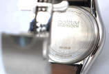 Relógio  CORUM  automático e à prova d'água, ca... - Relógio  CORUM  automático e à prova d'água, caixa de aço, pulseira de couro preto, mostrador com fundo preto, ponteiros com detalhes brancos e ...