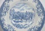JohnsonBros England (1883-2015),  - Parte de serviço de porcelana inglesa "Johson Bros - Coaching Scenes", composto de: 6 pratos fundos e 6 pratos rasos. Total: 12 peças.