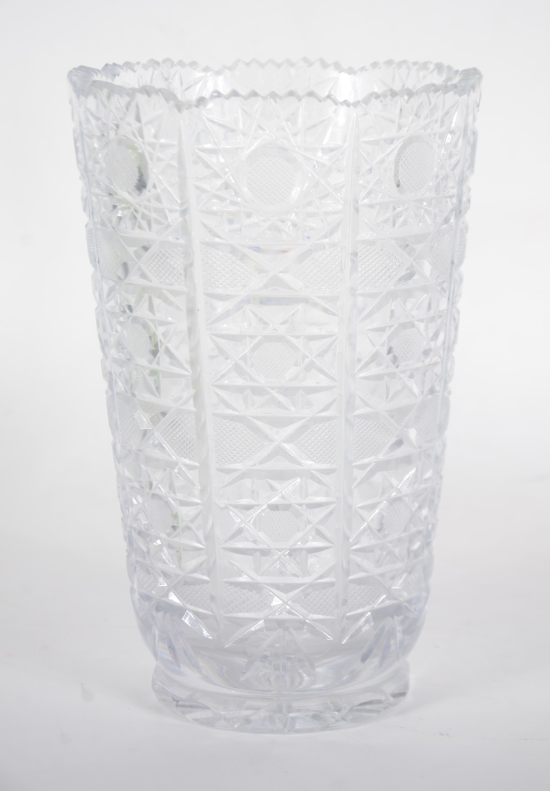 Diversas peças vidro e cristal, sendo: vaso, licoreira com 6 copinhos... - foto 3 de 9
